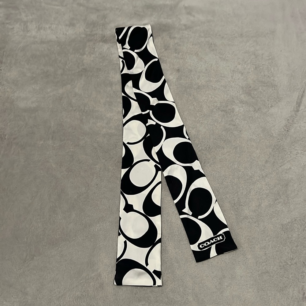 Gorgeous Black and White COACH Scarf